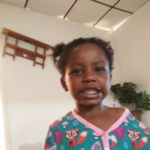 Meet your Posher, Amari